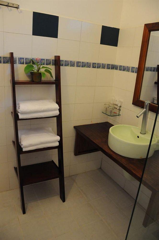 Flower Garden Homestay Hội An Buitenkant foto